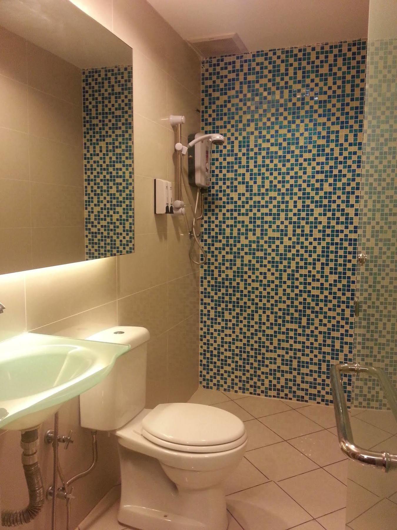 Hotel 193 Johor Bahru Exterior photo