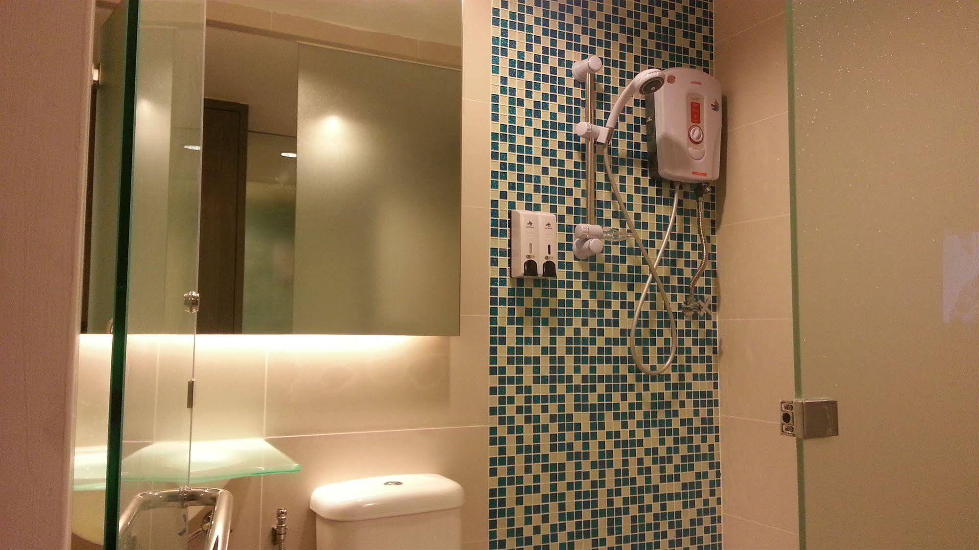 Hotel 193 Johor Bahru Exterior photo